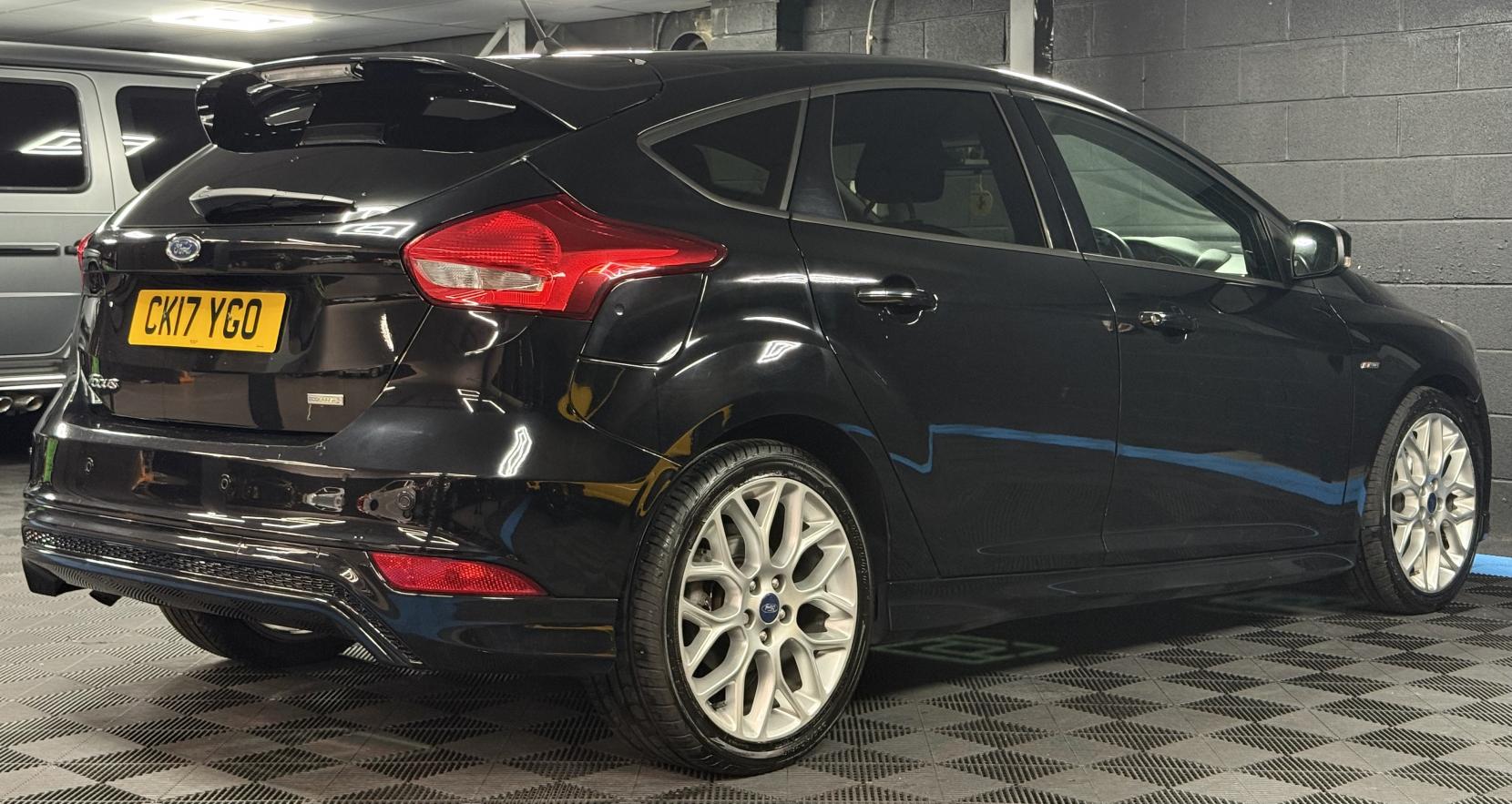 Ford Focus 1.0T EcoBoost ST-Line Hatchback 5dr Petrol Auto Euro 6 (s/s) (125 ps)