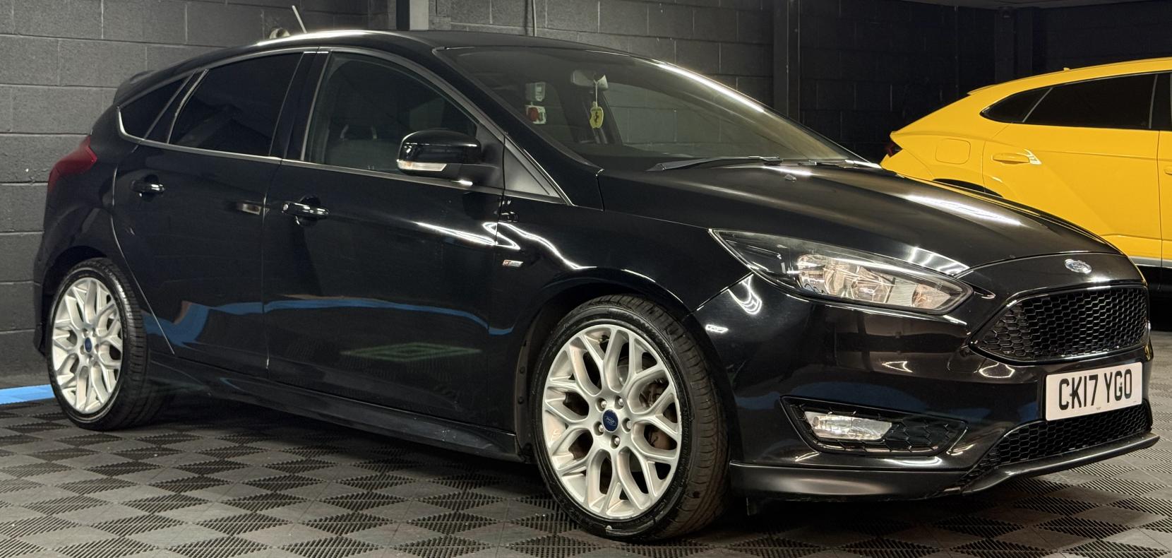 Ford Focus 1.0T EcoBoost ST-Line Hatchback 5dr Petrol Auto Euro 6 (s/s) (125 ps)