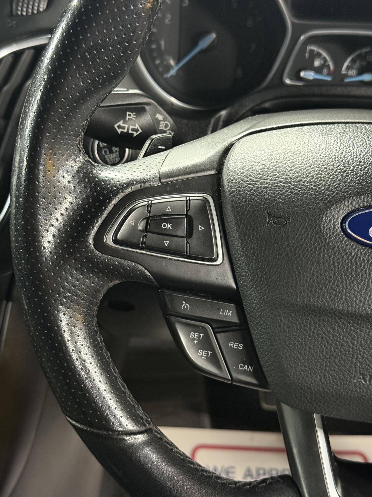 Ford Focus 1.0T EcoBoost ST-Line Hatchback 5dr Petrol Auto Euro 6 (s/s) (125 ps)