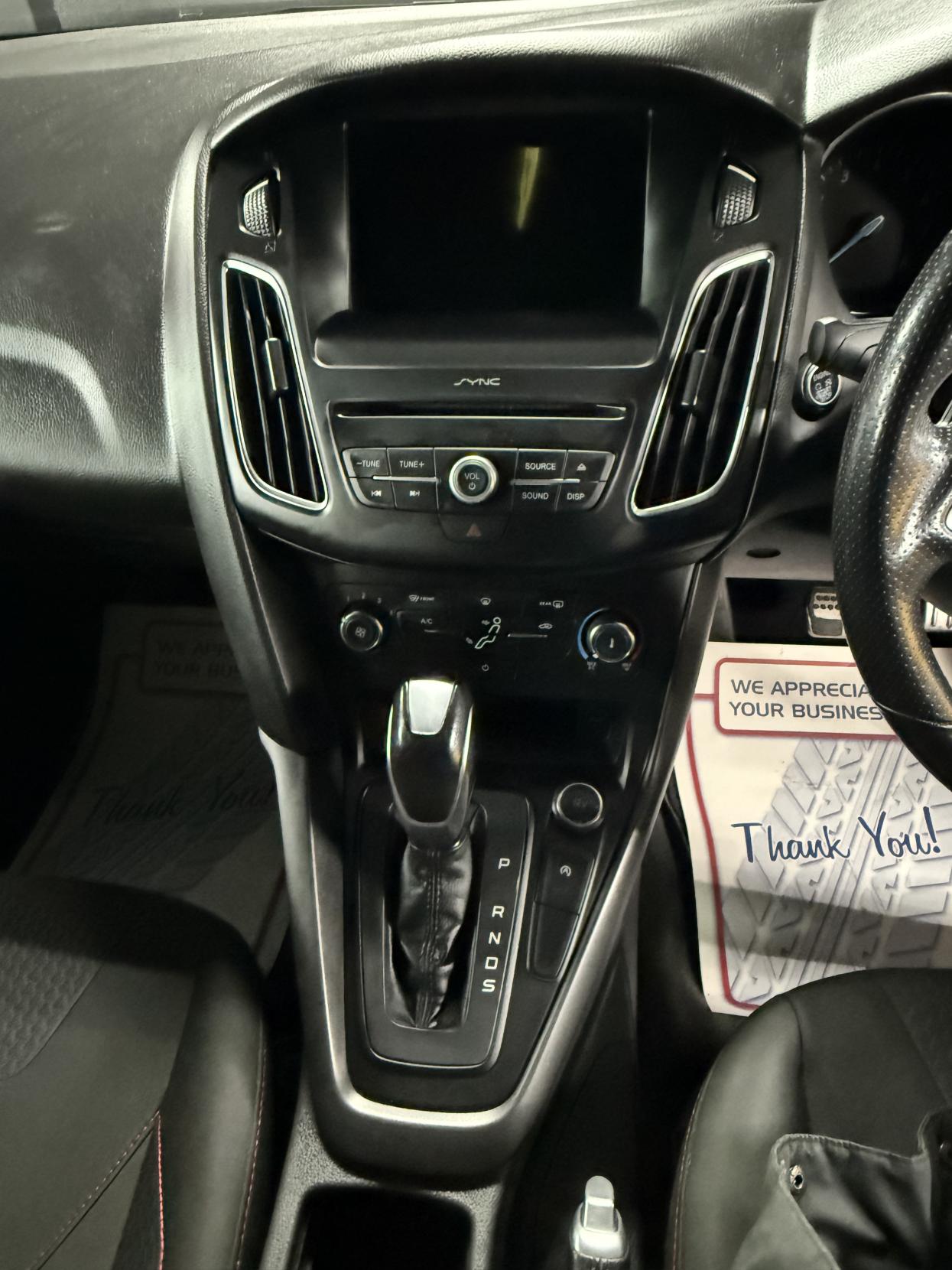 Ford Focus 1.0T EcoBoost ST-Line Hatchback 5dr Petrol Auto Euro 6 (s/s) (125 ps)