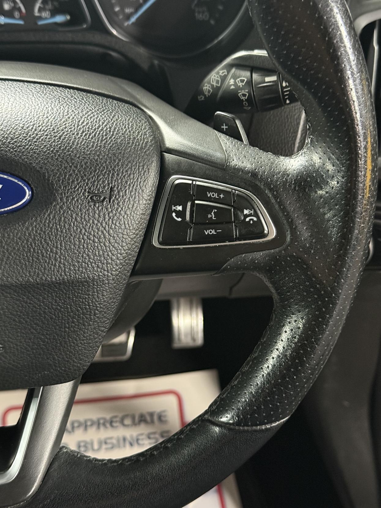 Ford Focus 1.0T EcoBoost ST-Line Hatchback 5dr Petrol Auto Euro 6 (s/s) (125 ps)