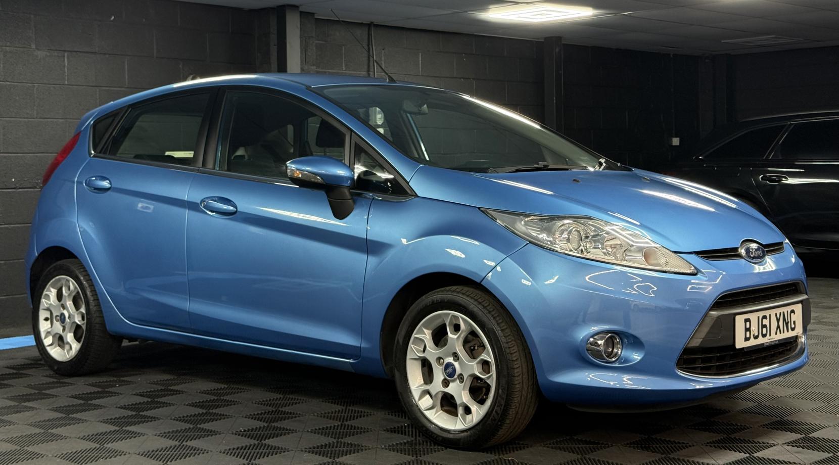 Ford Fiesta 1.4 Zetec Hatchback 5dr Petrol Automatic (154 g/km, 94 bhp)
