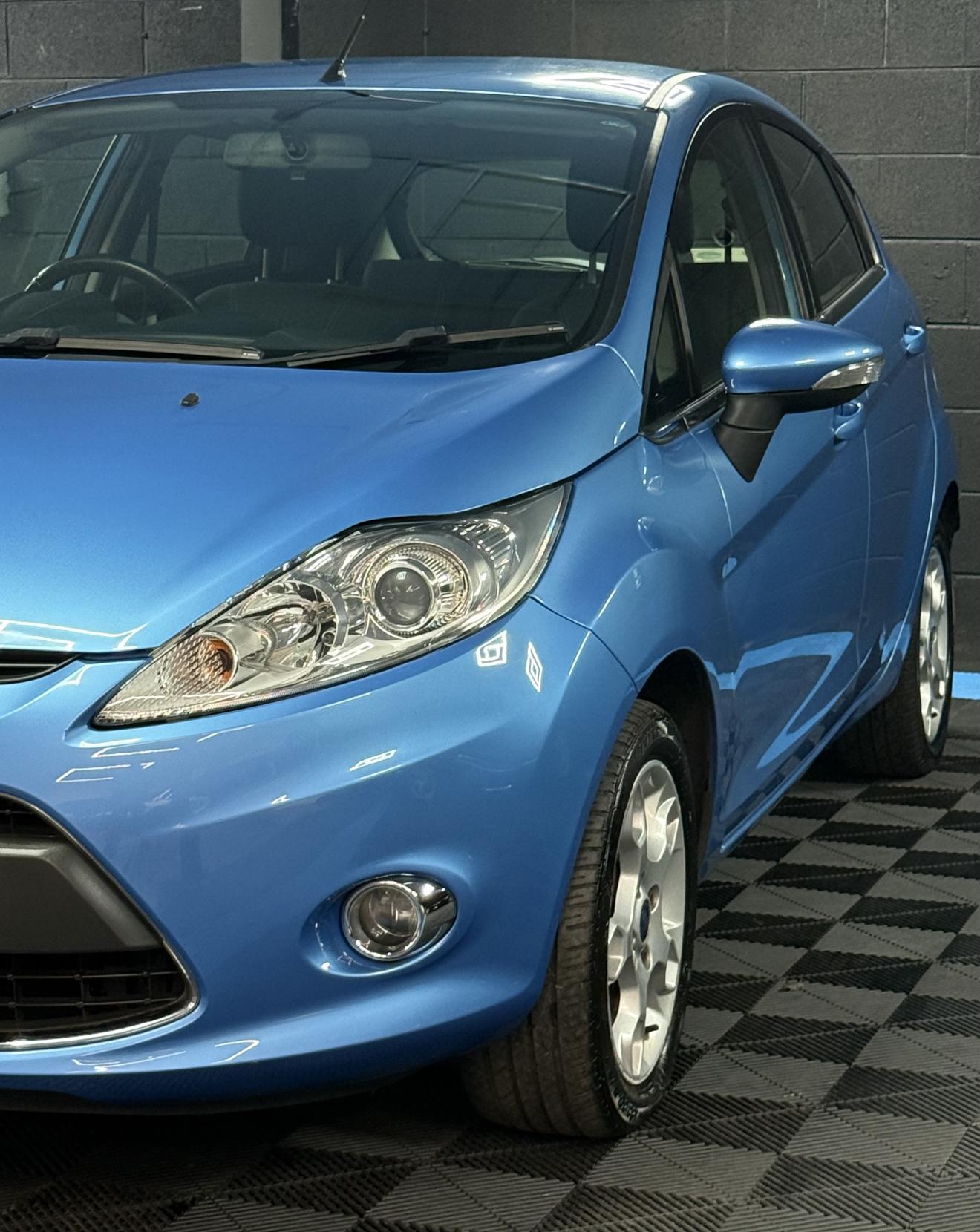 Ford Fiesta 1.4 Zetec Hatchback 5dr Petrol Automatic (154 g/km, 94 bhp)