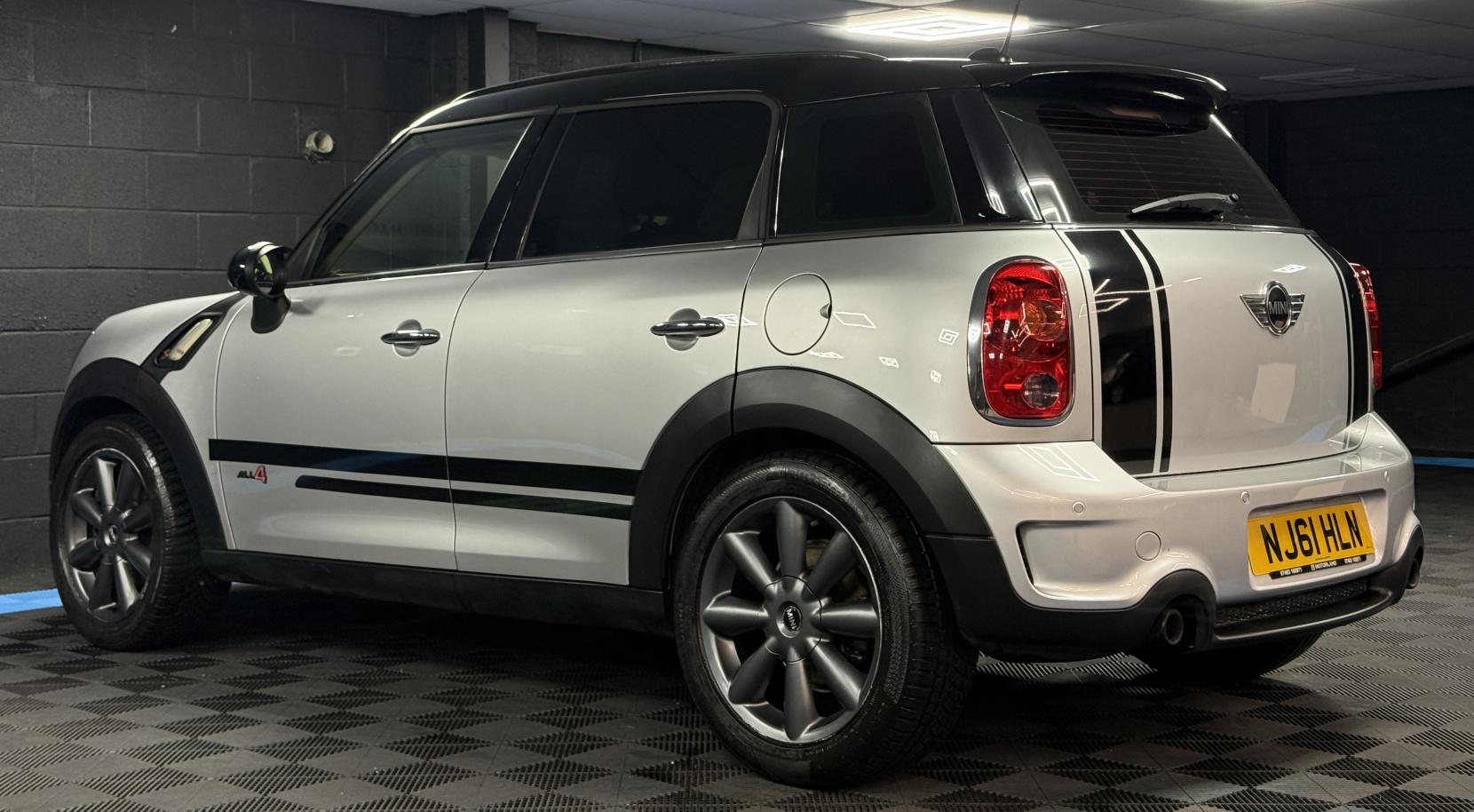 MINI Countryman 1.6 Cooper S SUV 5dr Petrol Steptronic ALL4 Euro 5 (184 ps)