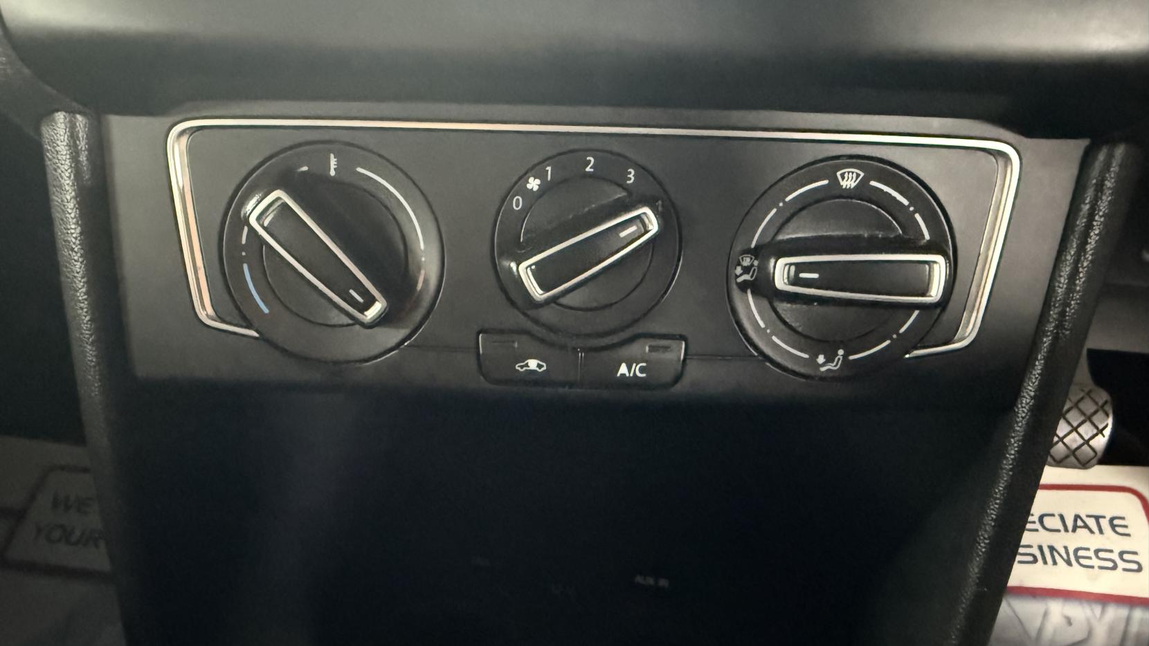 Volkswagen Polo 1.2 TSI BlueMotion Tech SE Hatchback 5dr Petrol Manual Euro 6 (s/s) (90 ps)