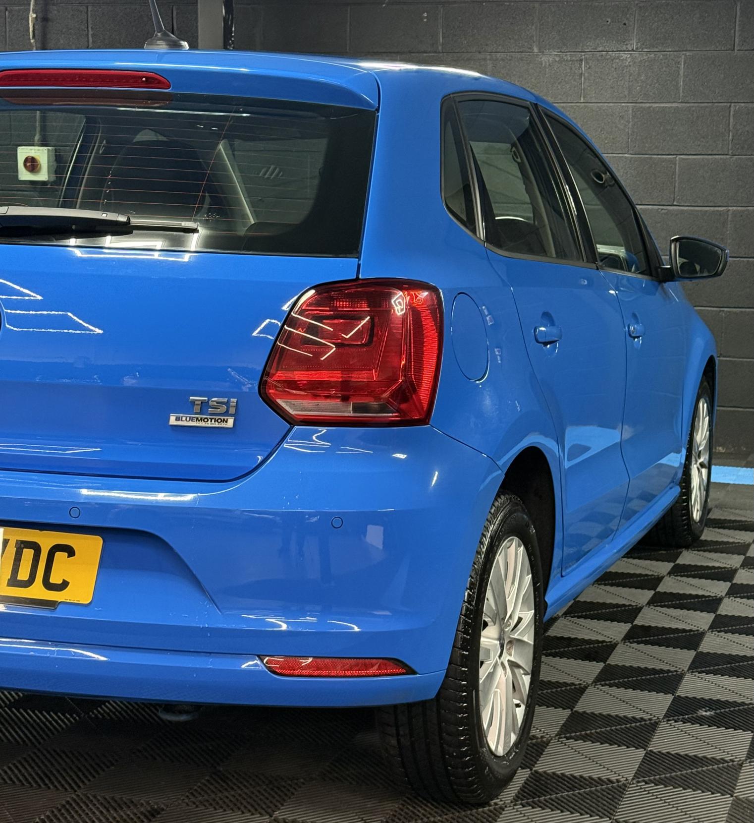 Volkswagen Polo 1.2 TSI BlueMotion Tech SE Hatchback 5dr Petrol Manual Euro 6 (s/s) (90 ps)