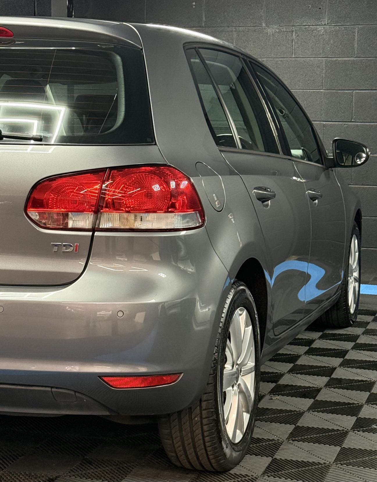 Volkswagen Golf 1.6 TDI Match Hatchback 5dr Diesel DSG Euro 5 (105 ps)