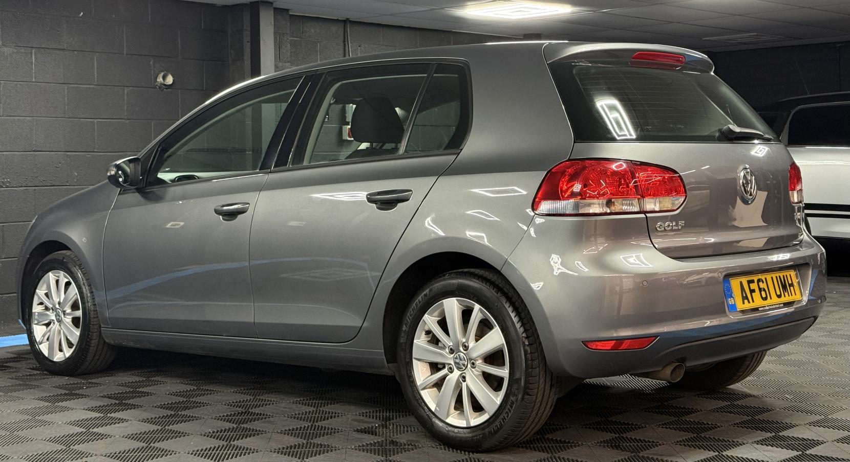 Volkswagen Golf 1.6 TDI Match Hatchback 5dr Diesel DSG Euro 5 (105 ps)