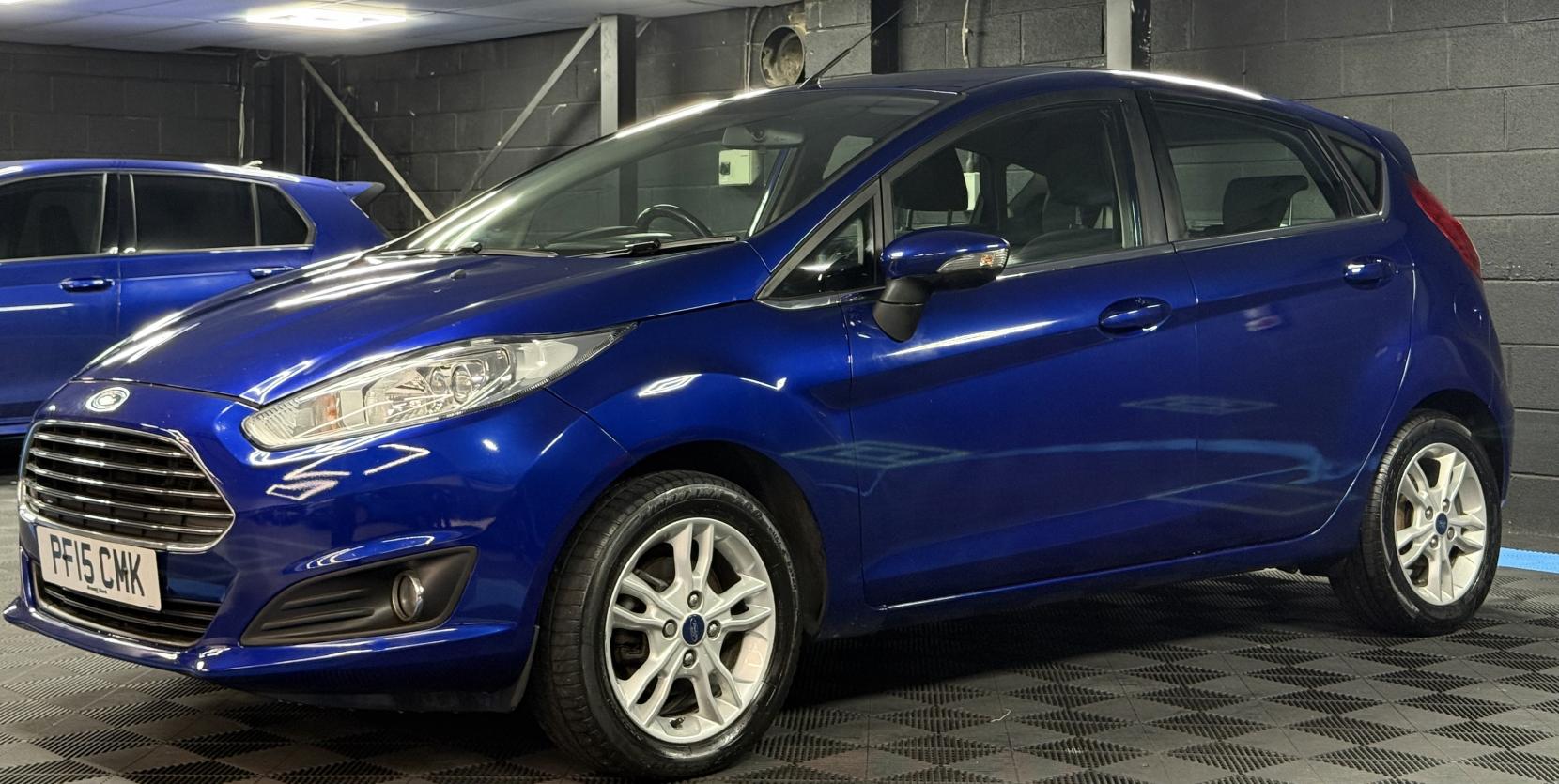 Ford Fiesta 1.6 Zetec Hatchback 5dr Petrol Powershift Euro 6 (105 ps)