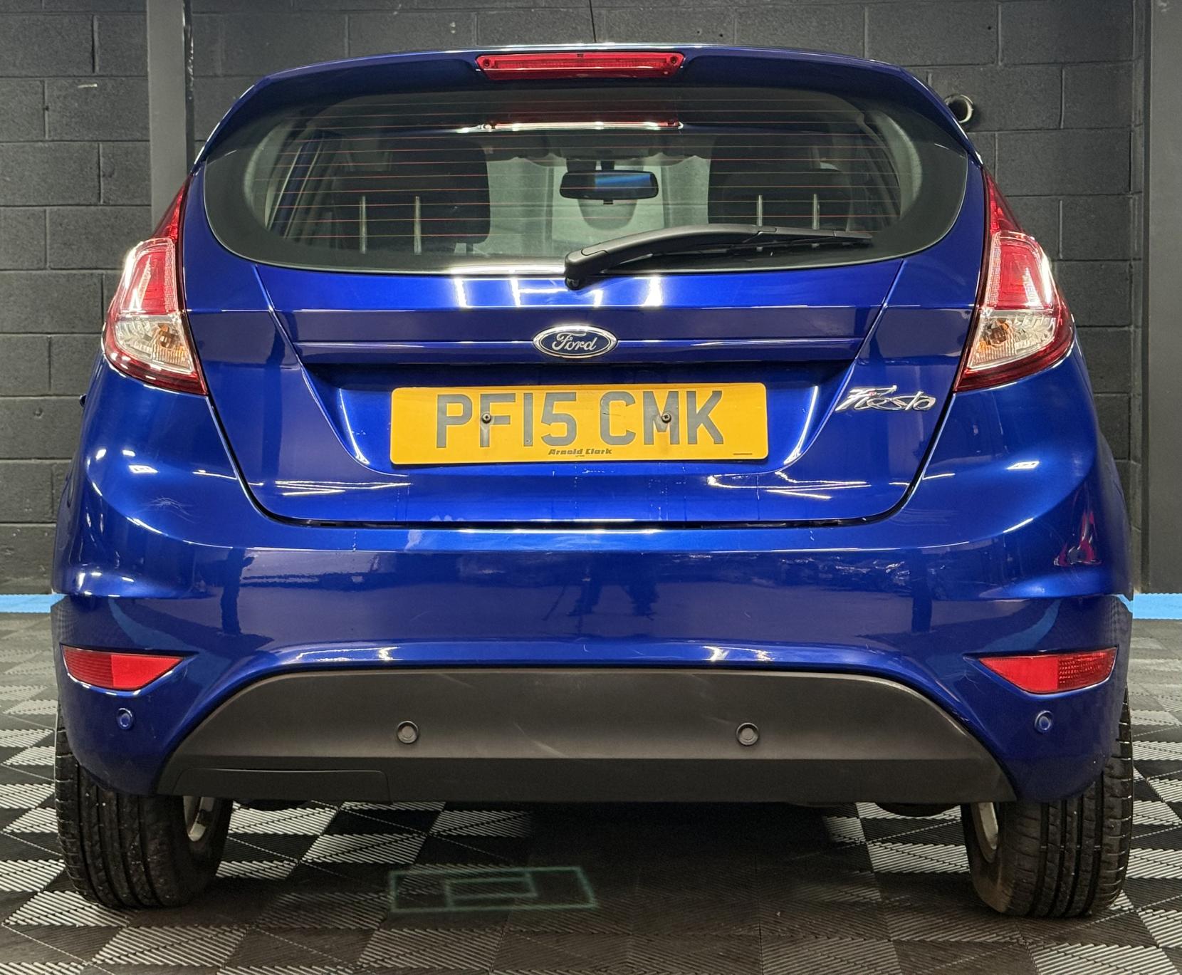 Ford Fiesta 1.6 Zetec Hatchback 5dr Petrol Powershift Euro 6 (105 ps)