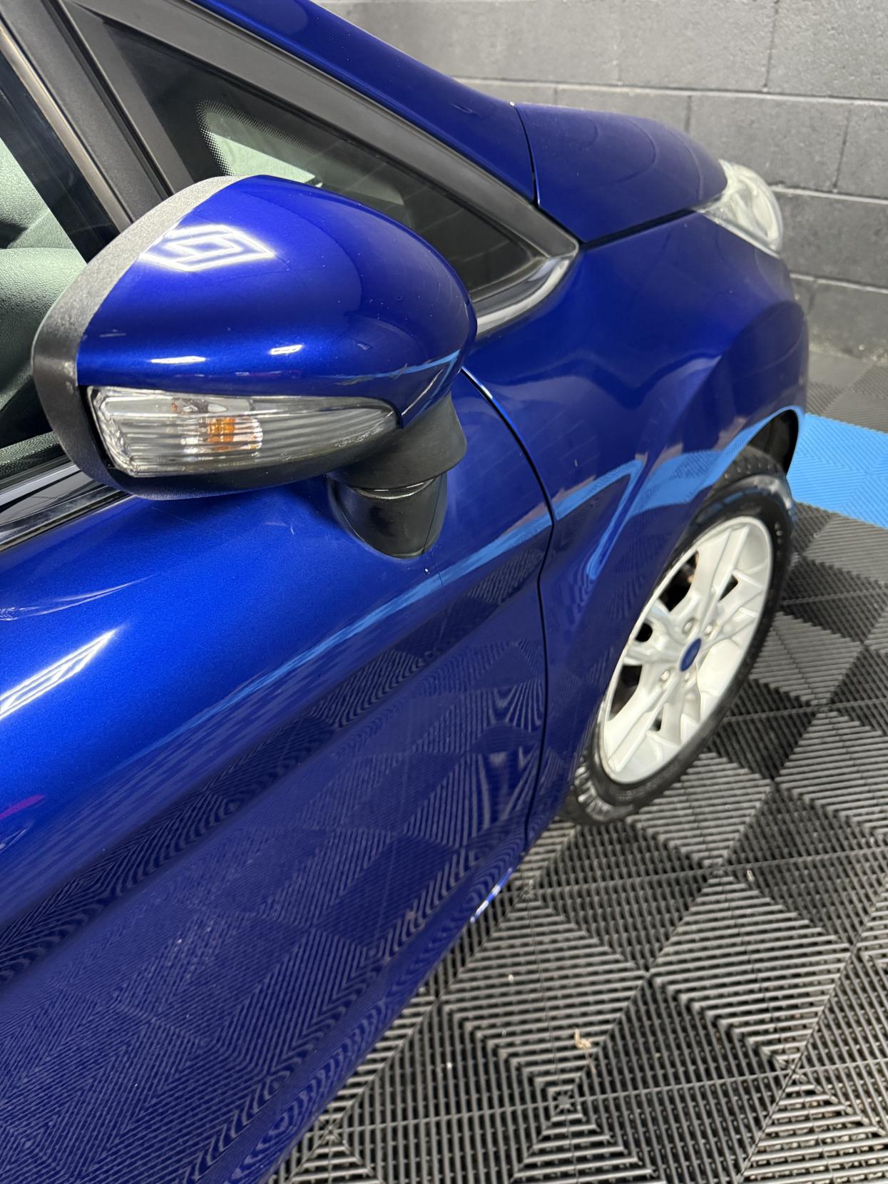 Ford Fiesta 1.6 Zetec Hatchback 5dr Petrol Powershift Euro 6 (105 ps)