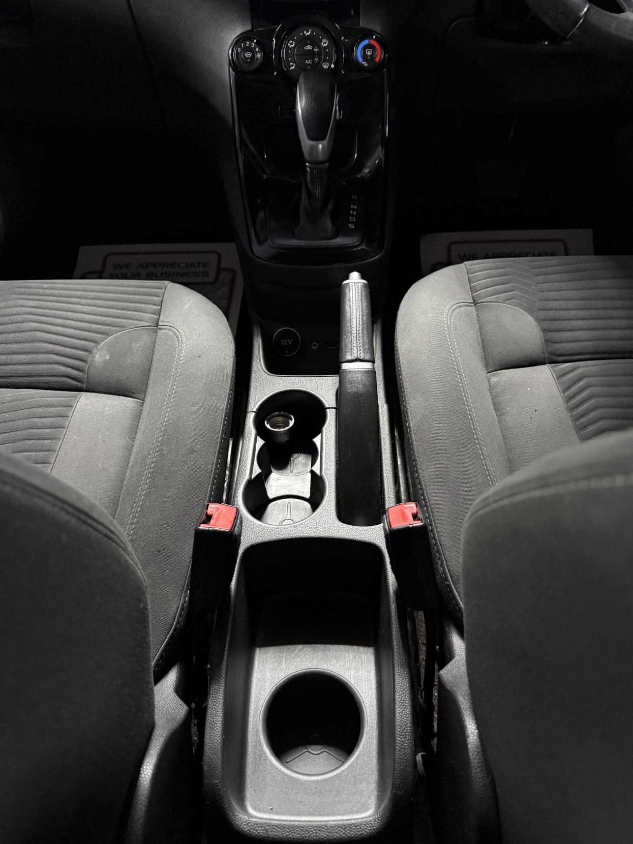 Ford Fiesta 1.6 Zetec Hatchback 5dr Petrol Powershift Euro 6 (105 ps)