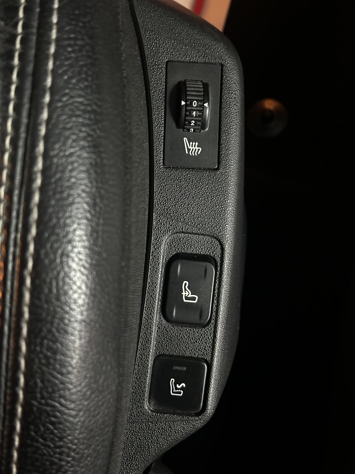 Citroen DS4 1.6 THP DStyle Hatchback 5dr Petrol EGS6 Euro 5 (155 ps)