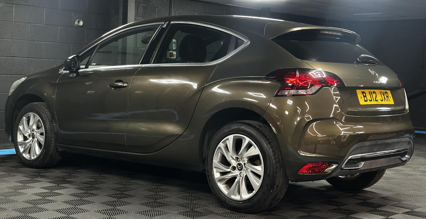 Citroen DS4 1.6 THP DStyle Hatchback 5dr Petrol EGS6 Euro 5 (155 ps)