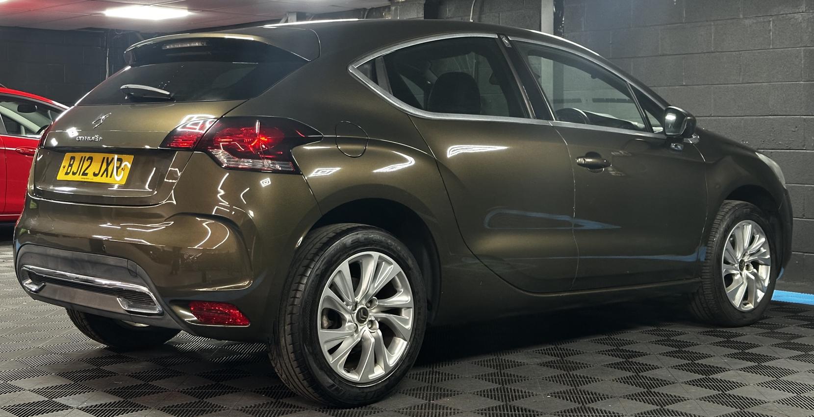 Citroen DS4 1.6 THP DStyle Hatchback 5dr Petrol EGS6 Euro 5 (155 ps)