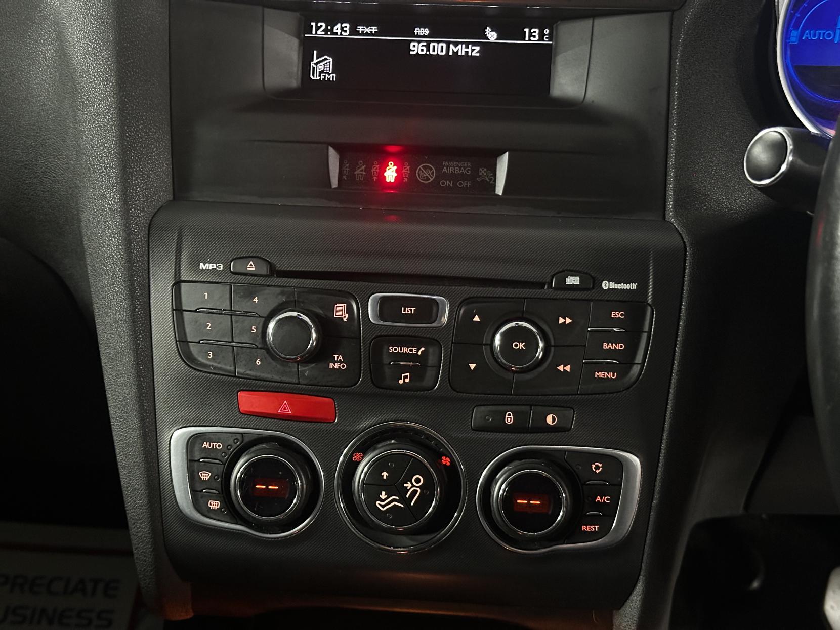 Citroen DS4 1.6 THP DStyle Hatchback 5dr Petrol EGS6 Euro 5 (155 ps)