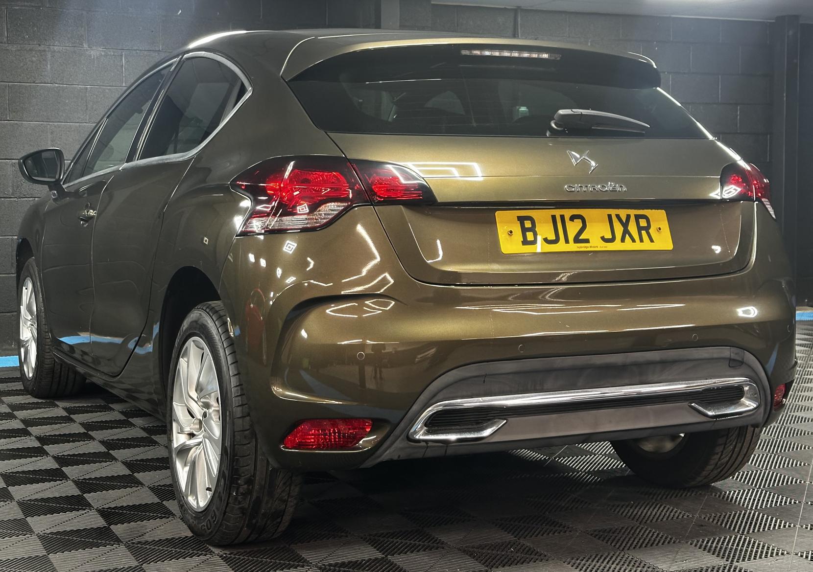 Citroen DS4 1.6 THP DStyle Hatchback 5dr Petrol EGS6 Euro 5 (155 ps)