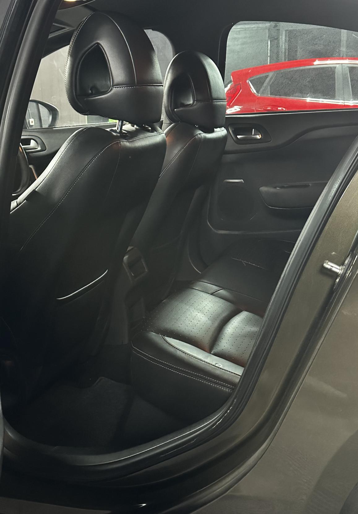 Citroen DS4 1.6 THP DStyle Hatchback 5dr Petrol EGS6 Euro 5 (155 ps)