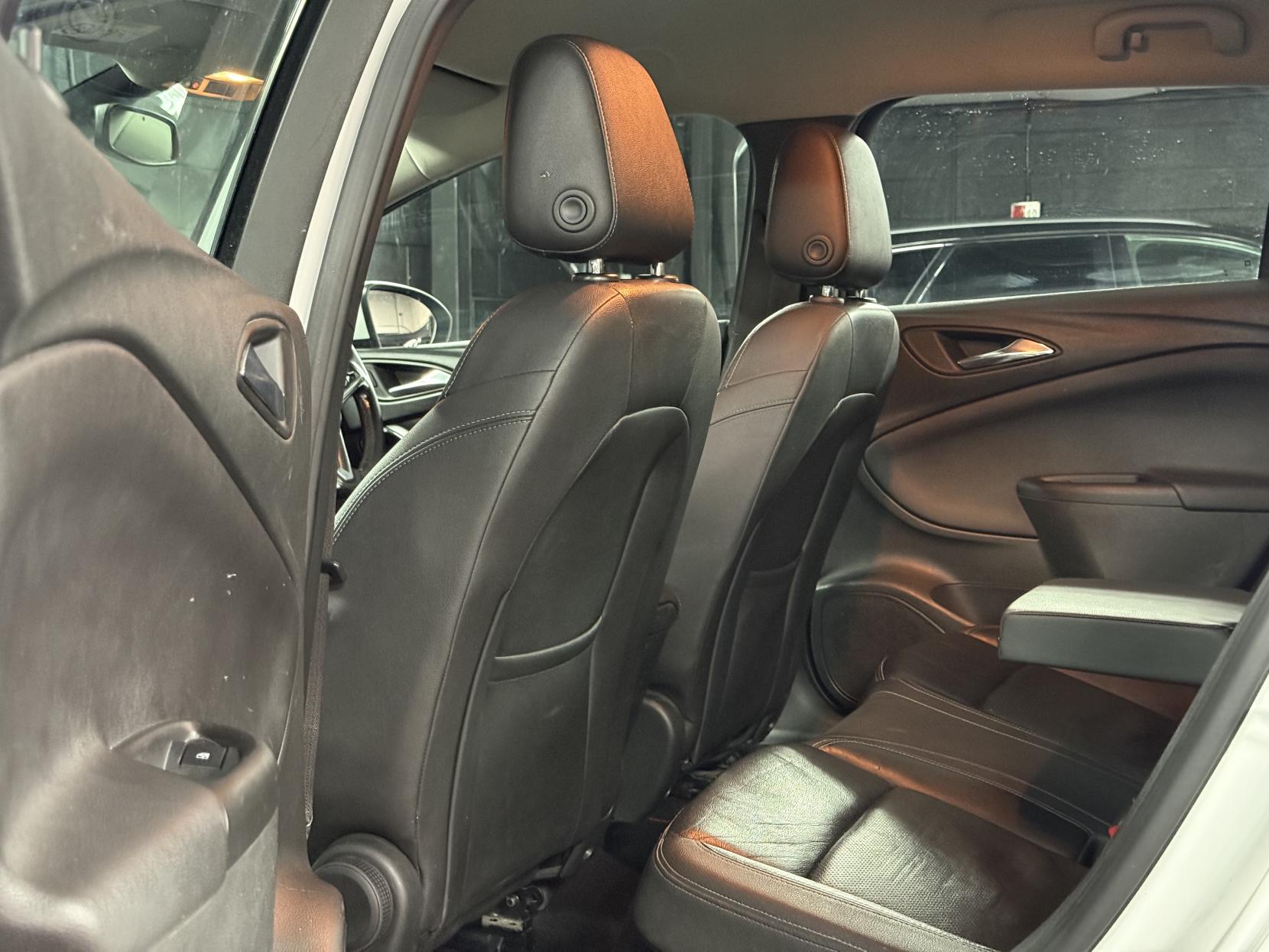 Vauxhall Astra 1.6 CDTi Elite Nav Sports Tourer 5dr Diesel Auto Euro 6 (136 ps)