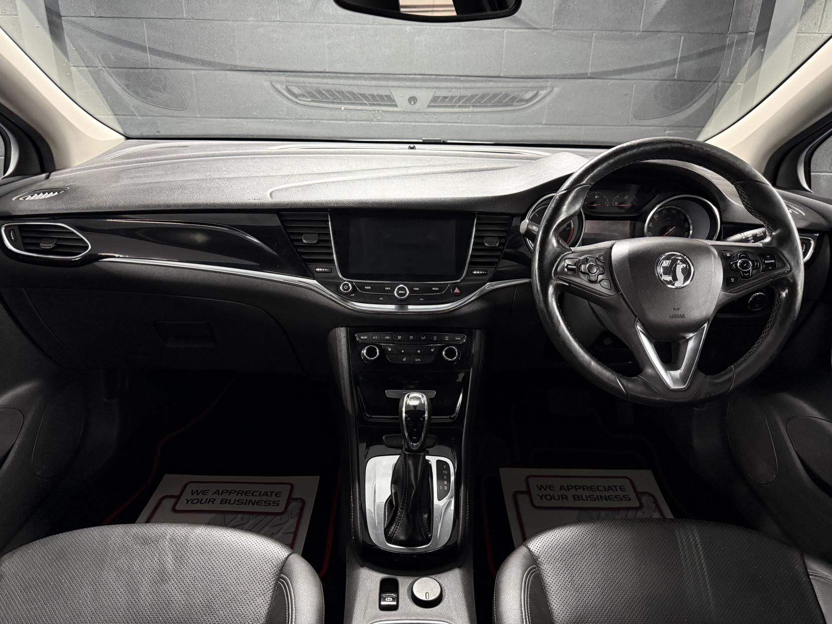 Vauxhall Astra 1.6 CDTi Elite Nav Sports Tourer 5dr Diesel Auto Euro 6 (136 ps)