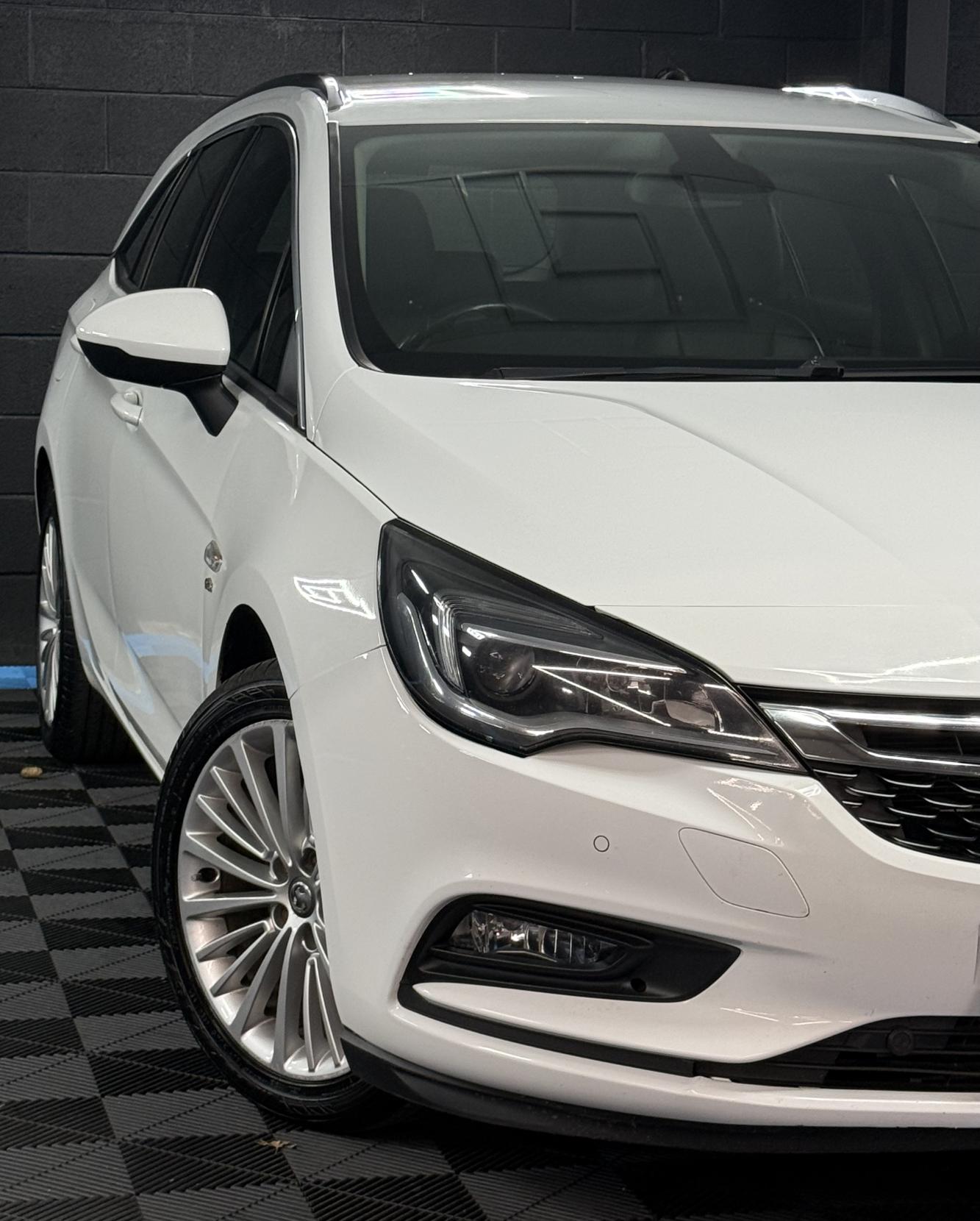 Vauxhall Astra 1.6 CDTi Elite Nav Sports Tourer 5dr Diesel Auto Euro 6 (136 ps)