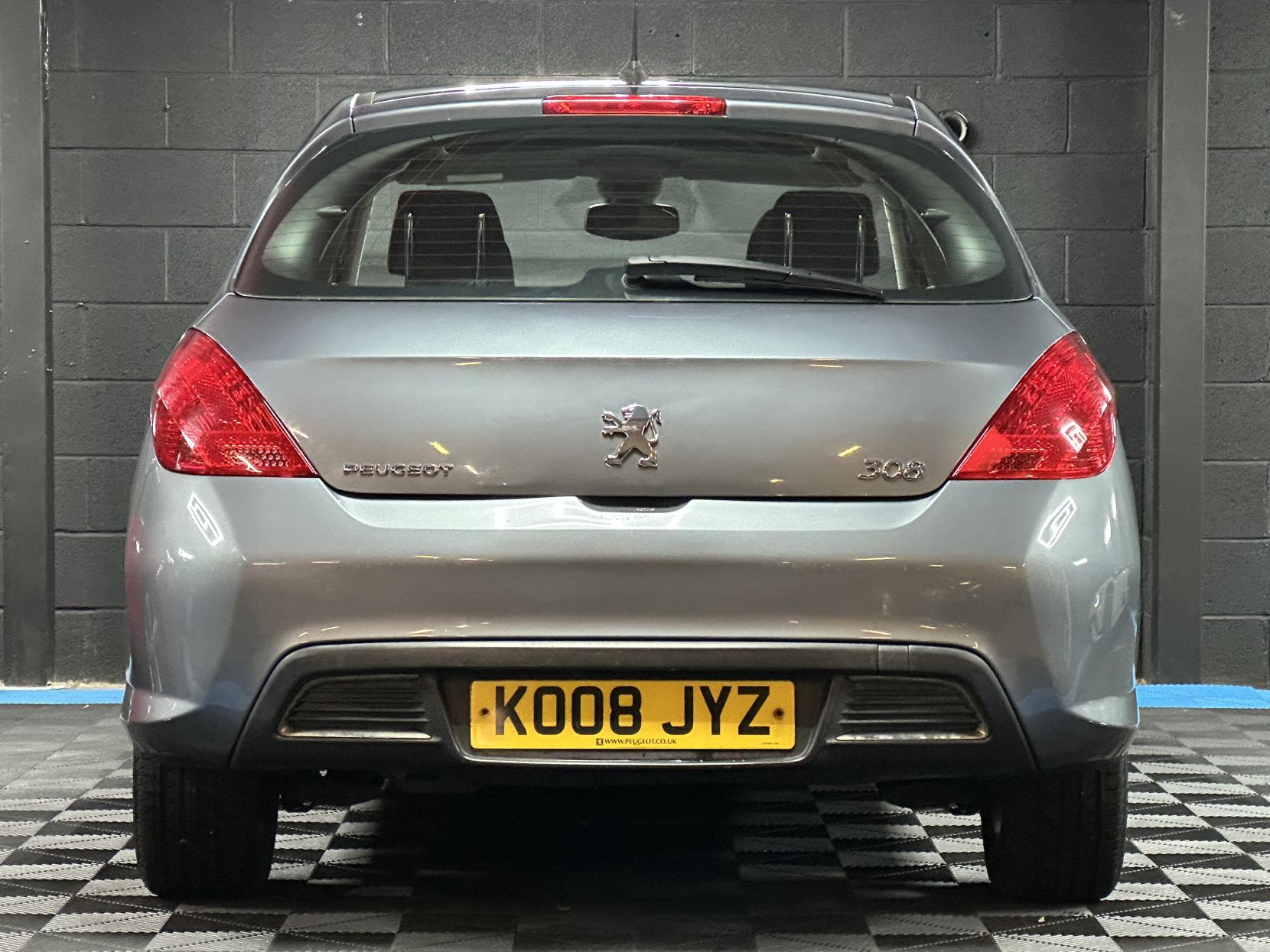 Peugeot 308 1.6 THP SE Hatchback 5dr Petrol Automatic (188 g/km, 140 bhp)