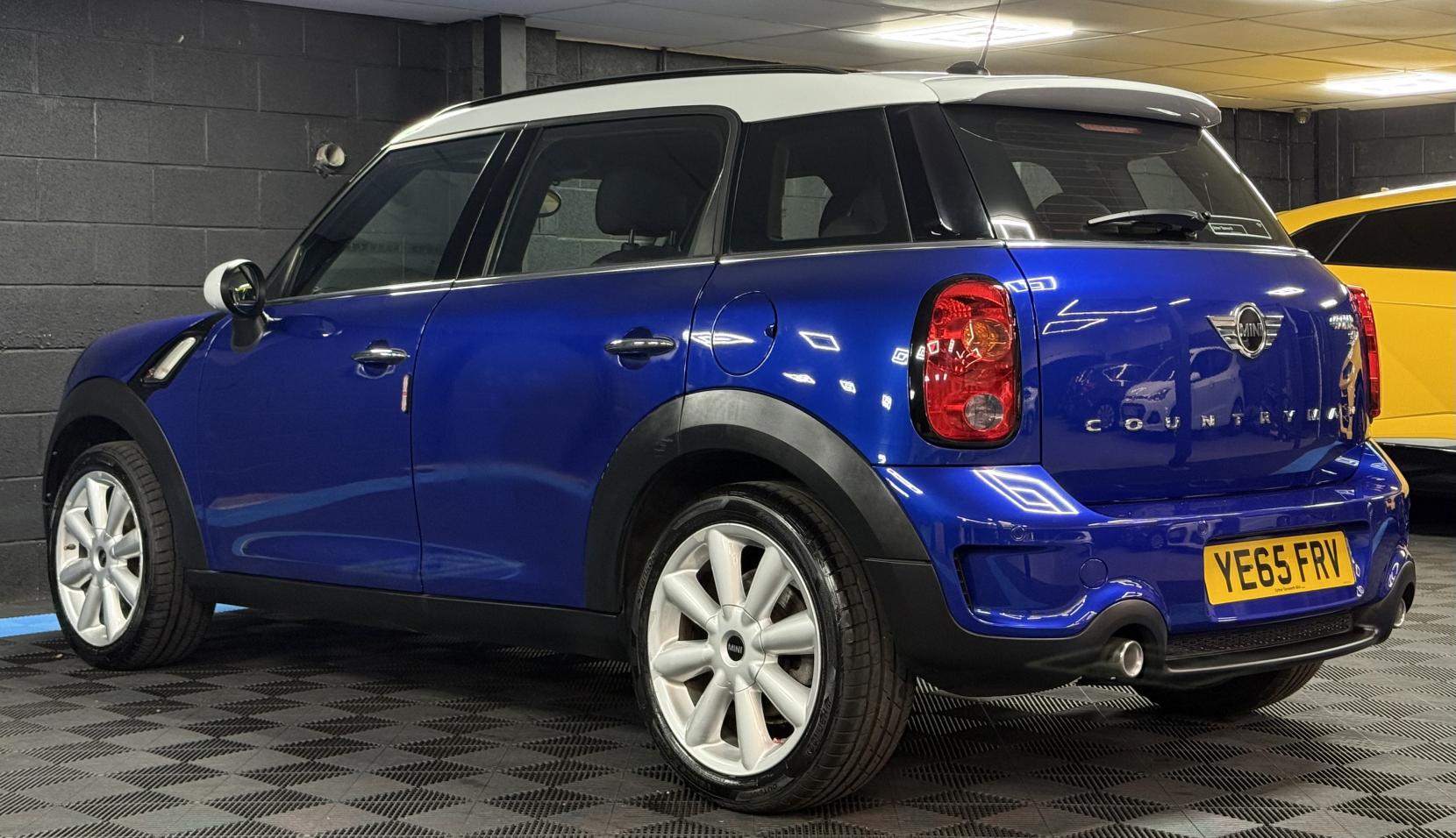 MINI Countryman 2.0 Cooper SD SUV 5dr Diesel Auto Euro 5 (143 ps)