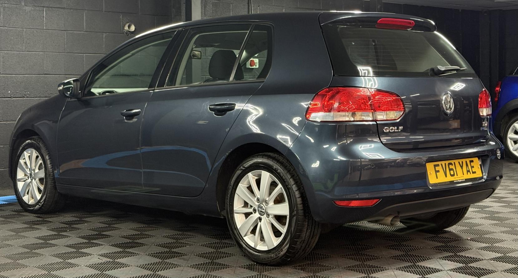 Volkswagen Golf 1.6 TDI Match Hatchback 5dr Diesel DSG Euro 5 (105 ps)