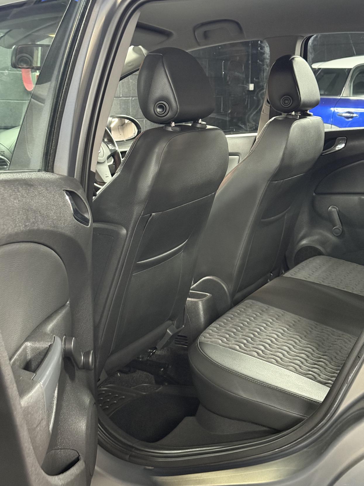 Vauxhall Corsa 1.4 16V SE Hatchback 5dr Petrol Auto Euro 5 (100 ps)
