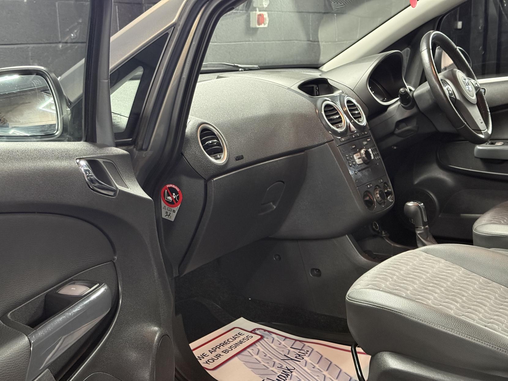 Vauxhall Corsa 1.4 16V SE Hatchback 5dr Petrol Auto Euro 5 (100 ps)