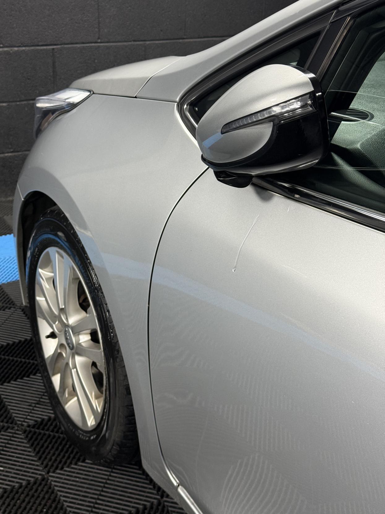 Kia Ceed 1.6 CRDi 2 Hatchback 5dr Diesel Auto Euro 5 (126 bhp)