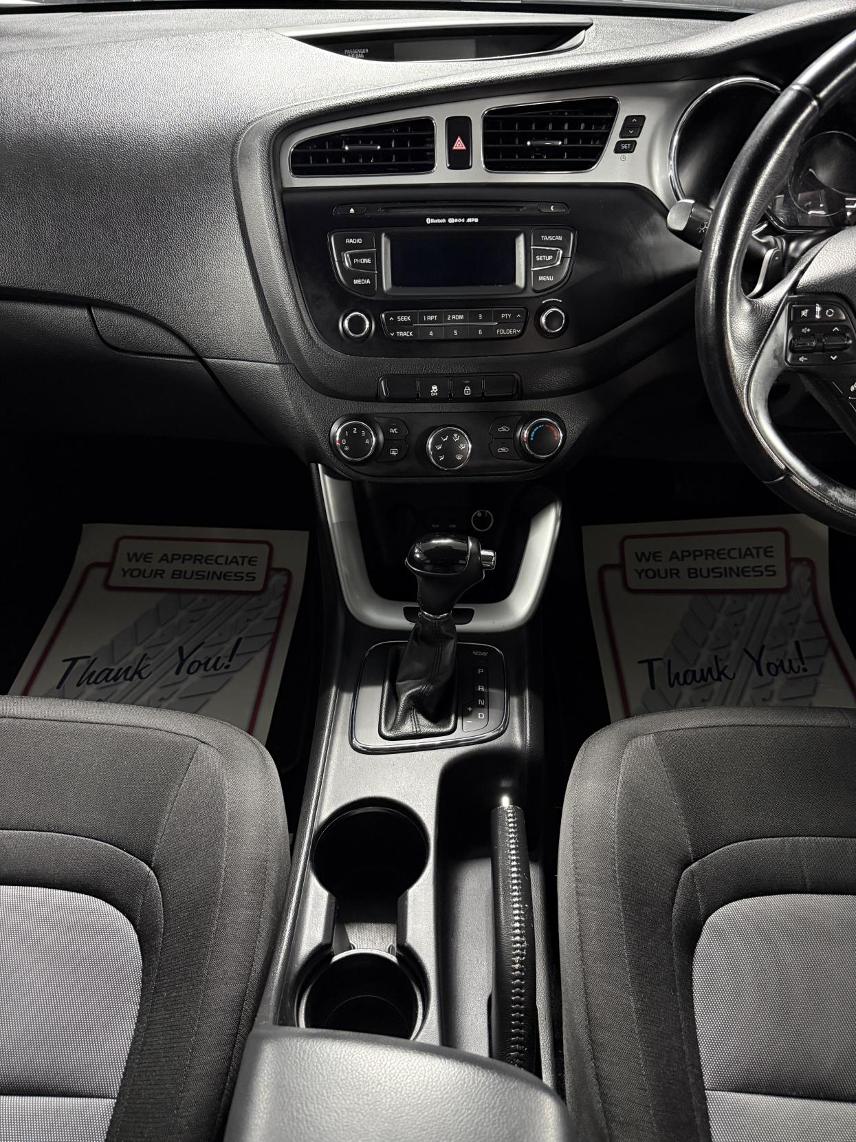 Kia Ceed 1.6 CRDi 2 Hatchback 5dr Diesel Auto Euro 5 (126 bhp)