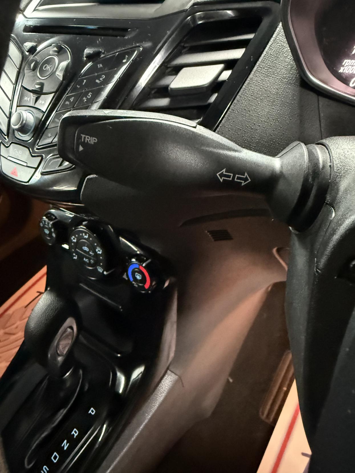 Ford Fiesta 1.6 Zetec Hatchback 5dr Petrol Powershift Euro 5 (105 ps)