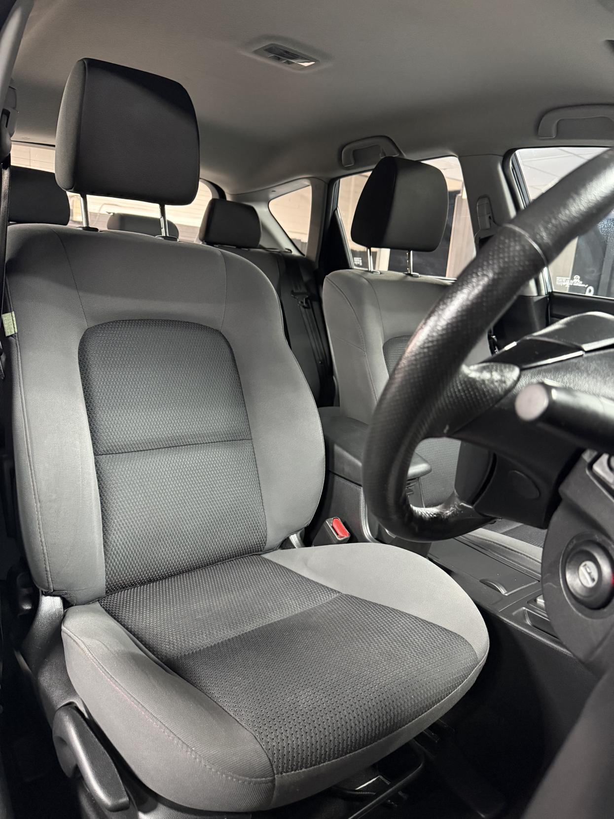 Mazda Mazda3 1.6 Takara Hatchback 5dr Petrol Automatic (183 g/km, 103 bhp)