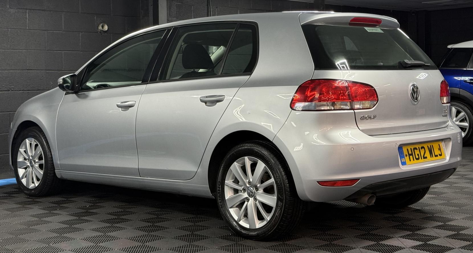 Volkswagen Golf 1.6 TDI Match Hatchback 5dr Diesel DSG Euro 5 (105 ps)