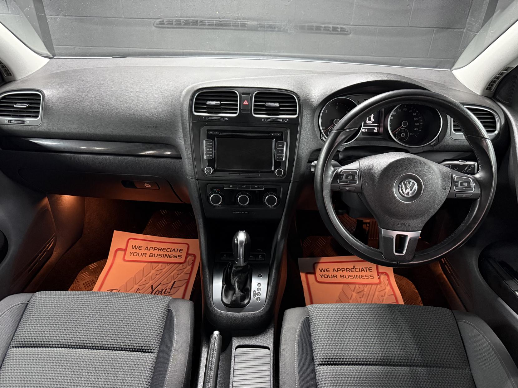 Volkswagen Golf 1.6 TDI Match Hatchback 5dr Diesel DSG Euro 5 (105 ps)