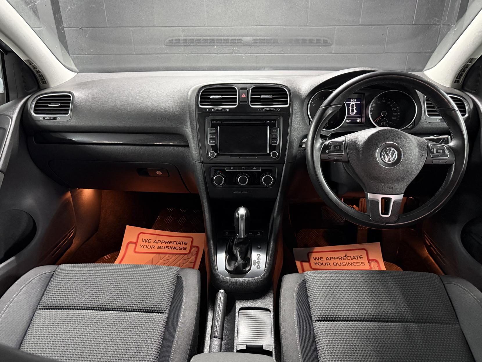 Volkswagen Golf 1.6 TDI Match Hatchback 5dr Diesel DSG Euro 5 (105 ps)