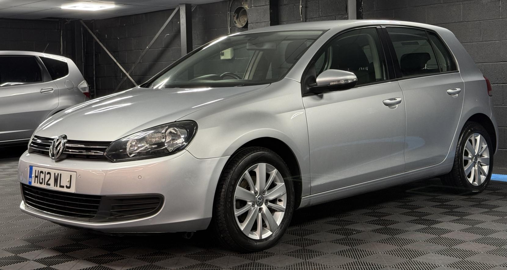 Volkswagen Golf 1.6 TDI Match Hatchback 5dr Diesel DSG Euro 5 (105 ps)