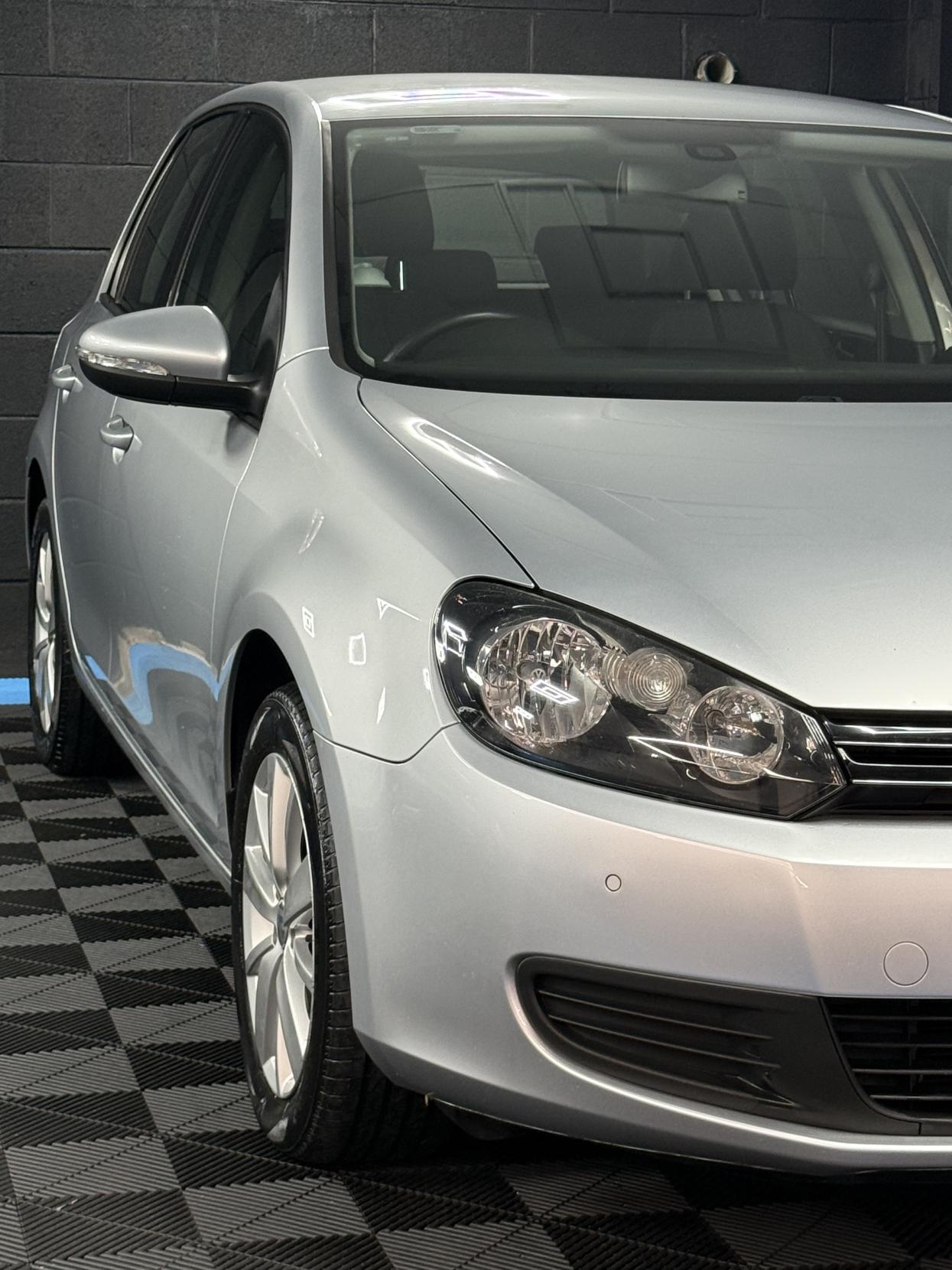 Volkswagen Golf 1.6 TDI Match Hatchback 5dr Diesel DSG Euro 5 (105 ps)