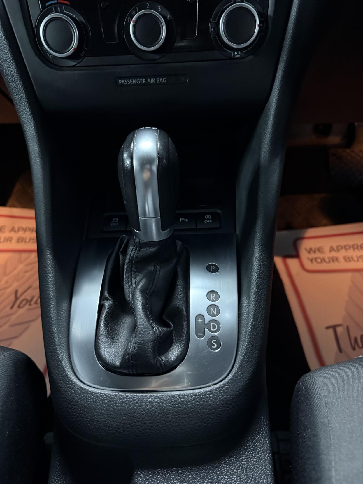 Volkswagen Golf 1.6 TDI Match Hatchback 5dr Diesel DSG Euro 5 (105 ps)