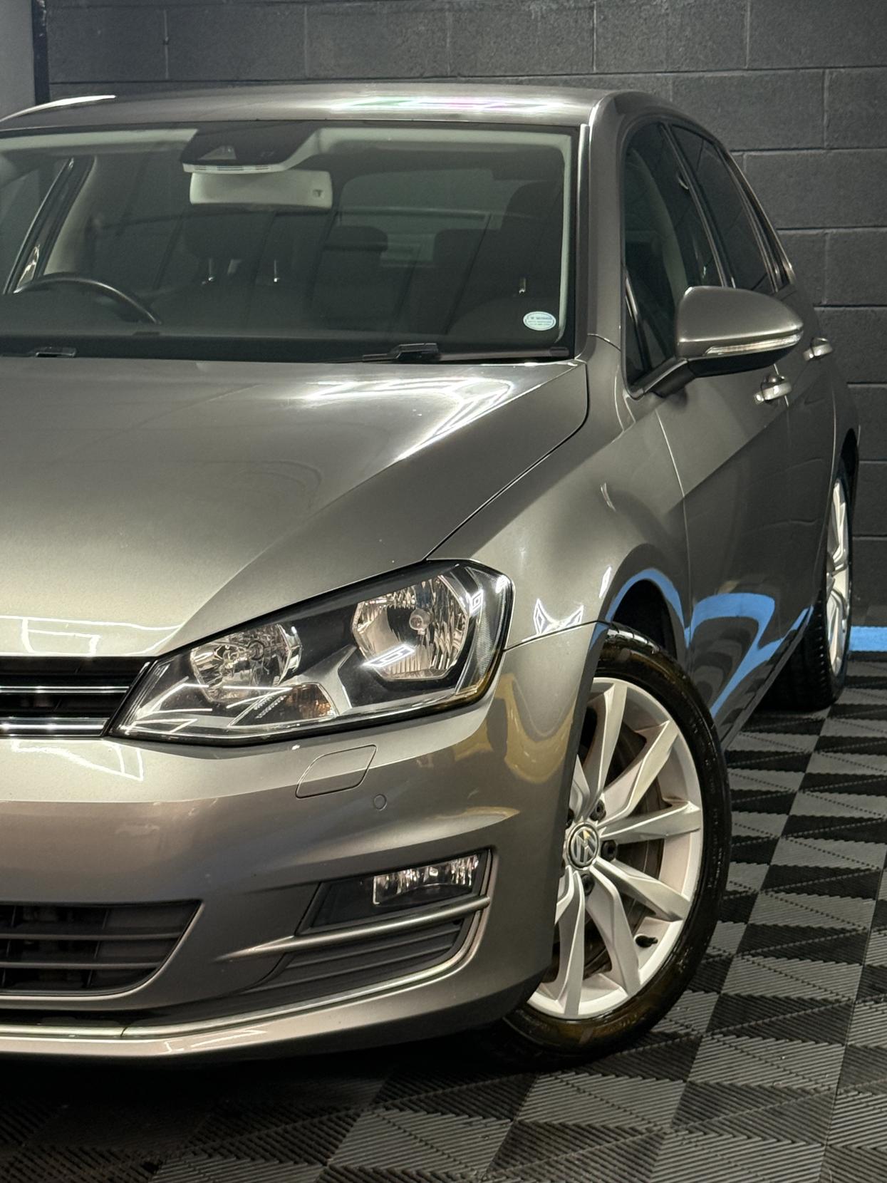 Volkswagen Golf 2.0 TDI BlueMotion Tech GT Hatchback 5dr Diesel DSG Euro 5 (s/s) (150 ps)