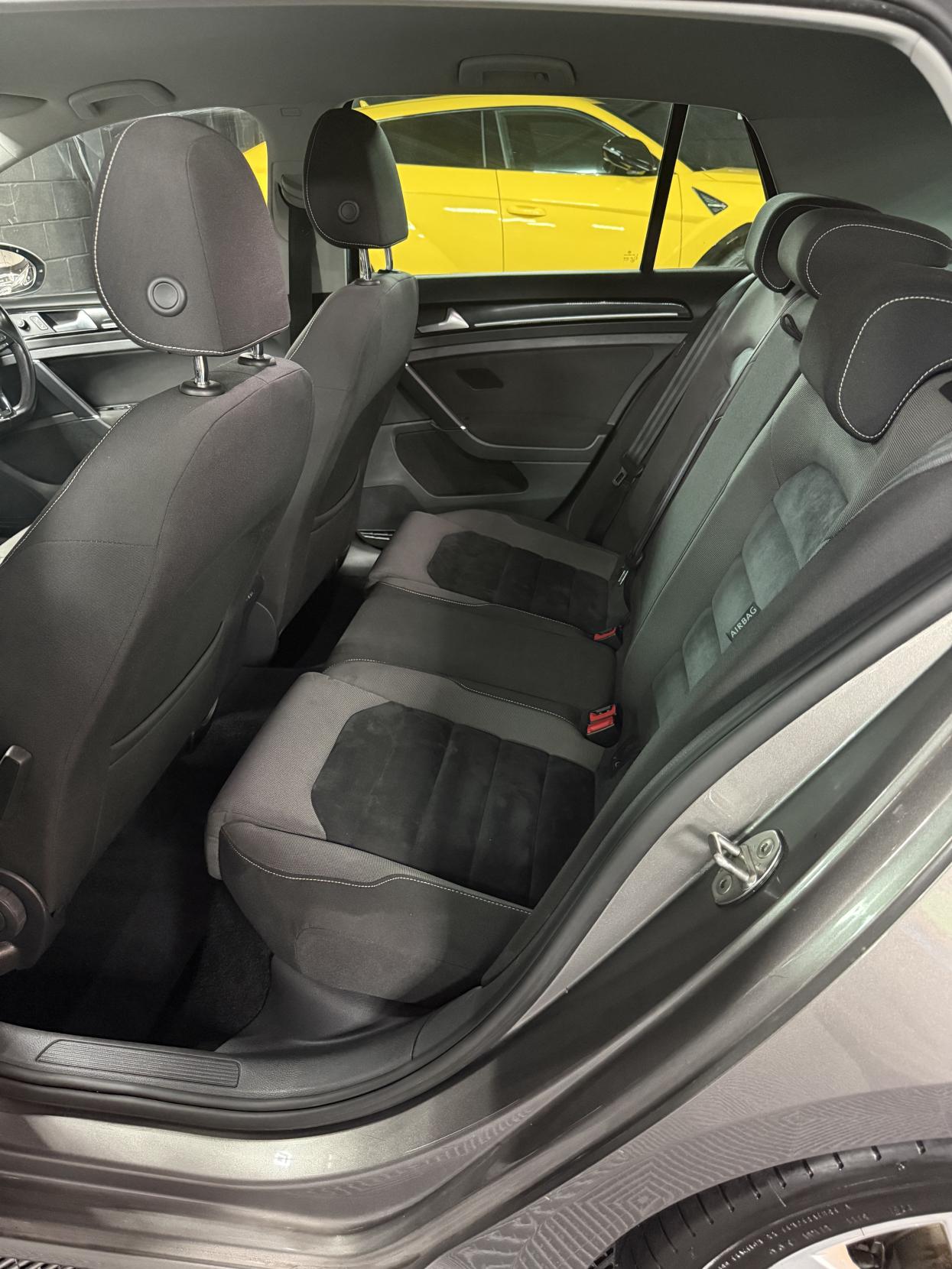 Volkswagen Golf 2.0 TDI BlueMotion Tech GT Hatchback 5dr Diesel DSG Euro 5 (s/s) (150 ps)