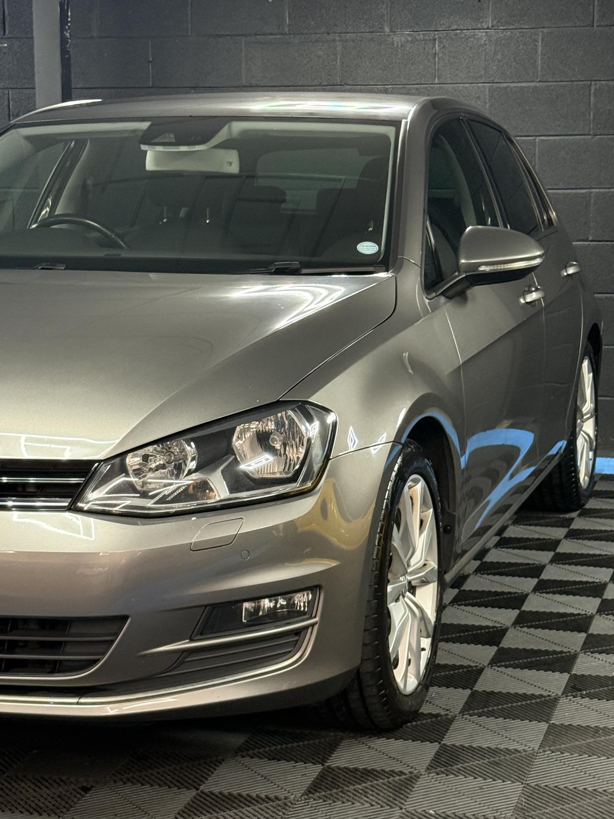 Volkswagen Golf 2.0 TDI BlueMotion Tech GT Hatchback 5dr Diesel DSG Euro 5 (s/s) (150 ps)