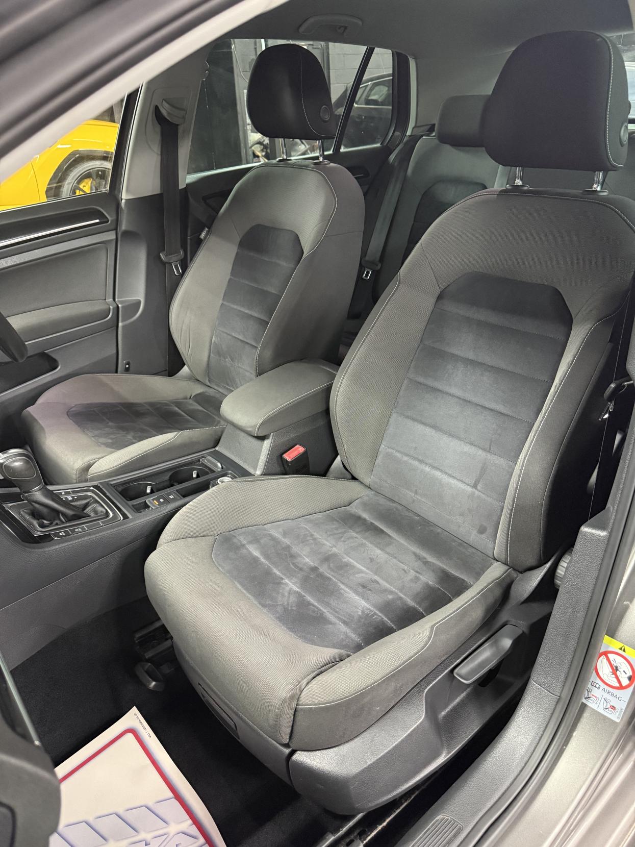 Volkswagen Golf 2.0 TDI BlueMotion Tech GT Hatchback 5dr Diesel DSG Euro 5 (s/s) (150 ps)