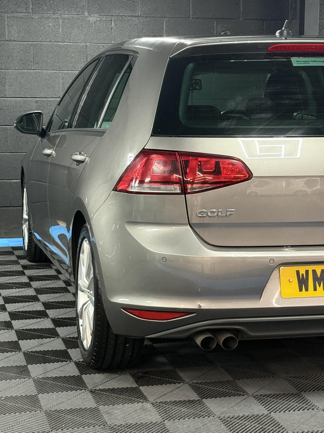 Volkswagen Golf 2.0 TDI BlueMotion Tech GT Hatchback 5dr Diesel DSG Euro 5 (s/s) (150 ps)