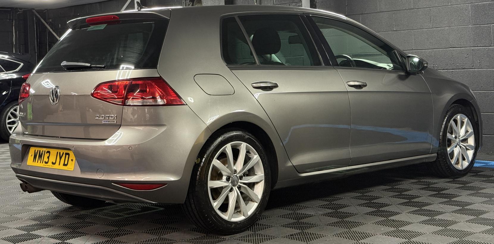 Volkswagen Golf 2.0 TDI BlueMotion Tech GT Hatchback 5dr Diesel DSG Euro 5 (s/s) (150 ps)