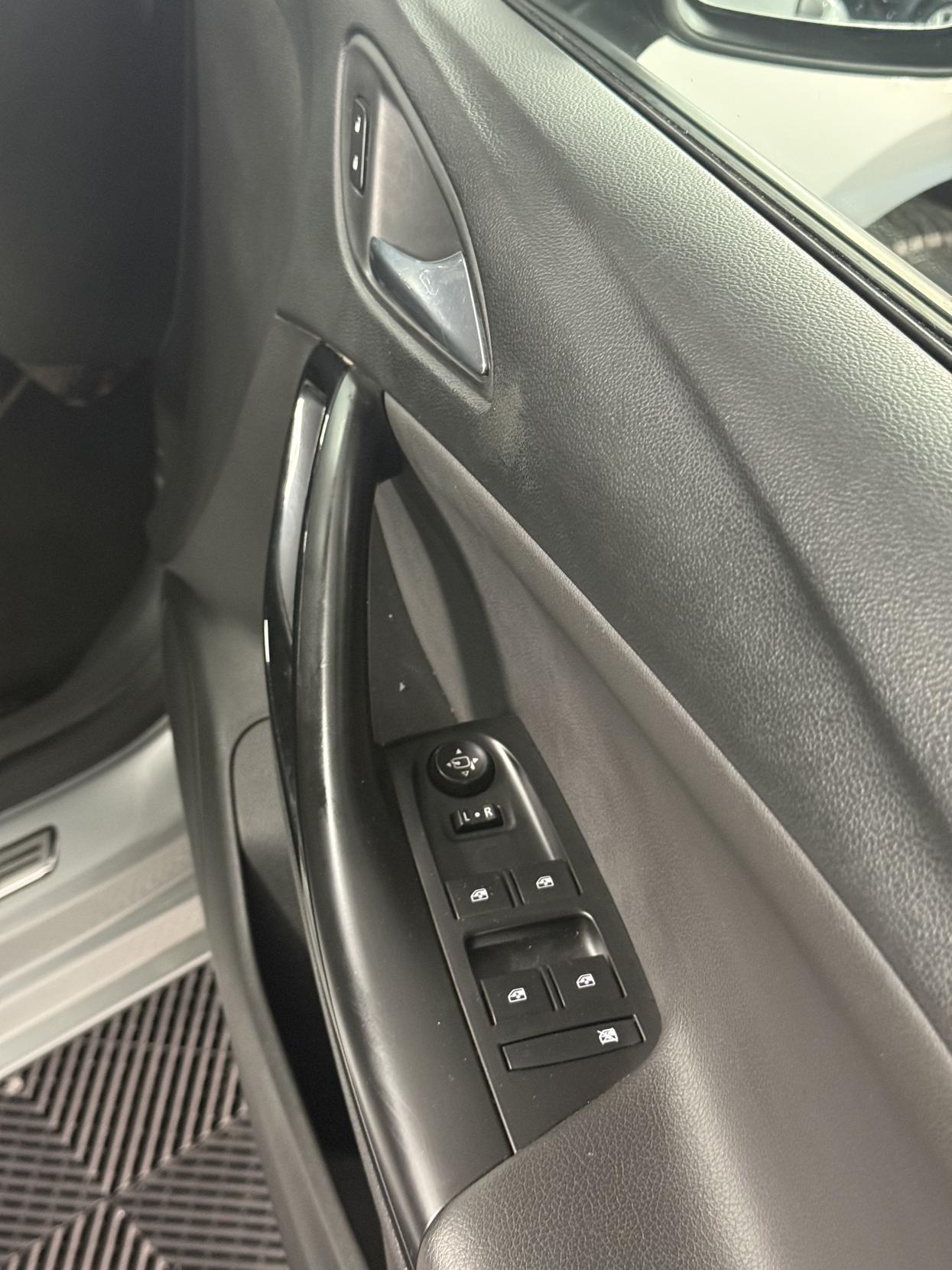 Vauxhall Astra 1.6 CDTi BlueInjection Elite Nav Hatchback 5dr Diesel Auto Euro 6 (136 ps)