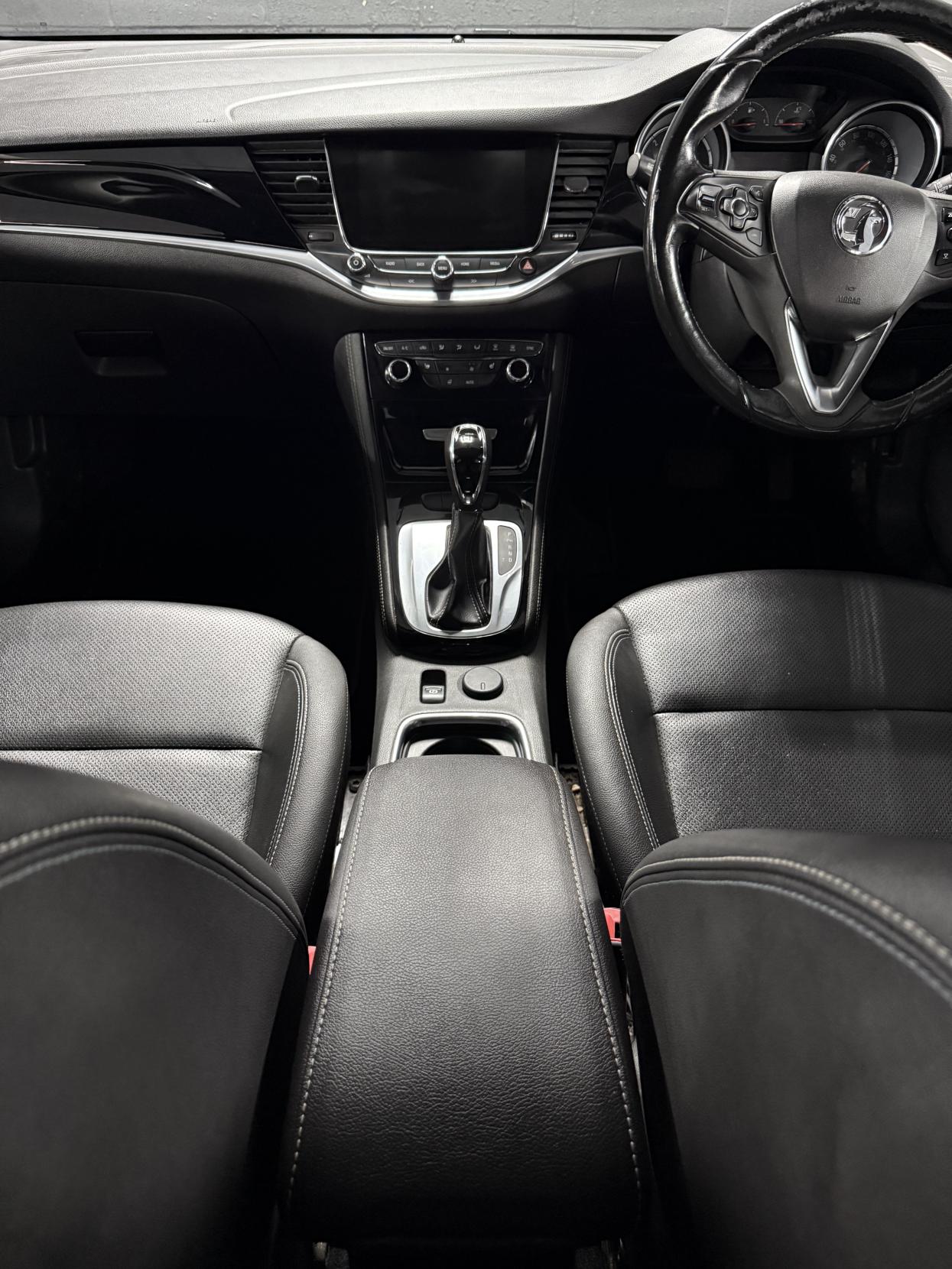 Vauxhall Astra 1.6 CDTi BlueInjection Elite Nav Hatchback 5dr Diesel Auto Euro 6 (136 ps)