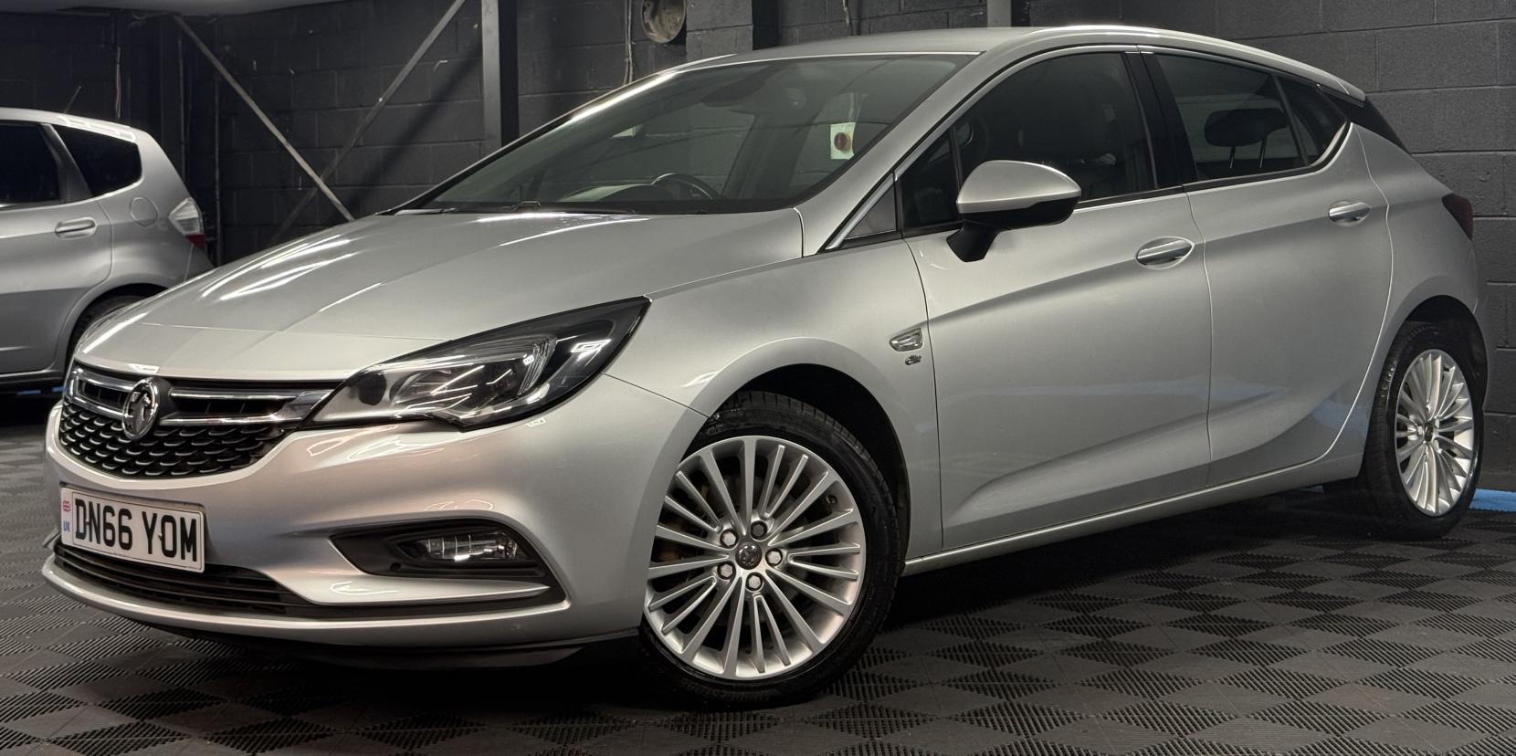 Vauxhall Astra 1.6 CDTi BlueInjection Elite Nav Hatchback 5dr Diesel Auto Euro 6 (136 ps)