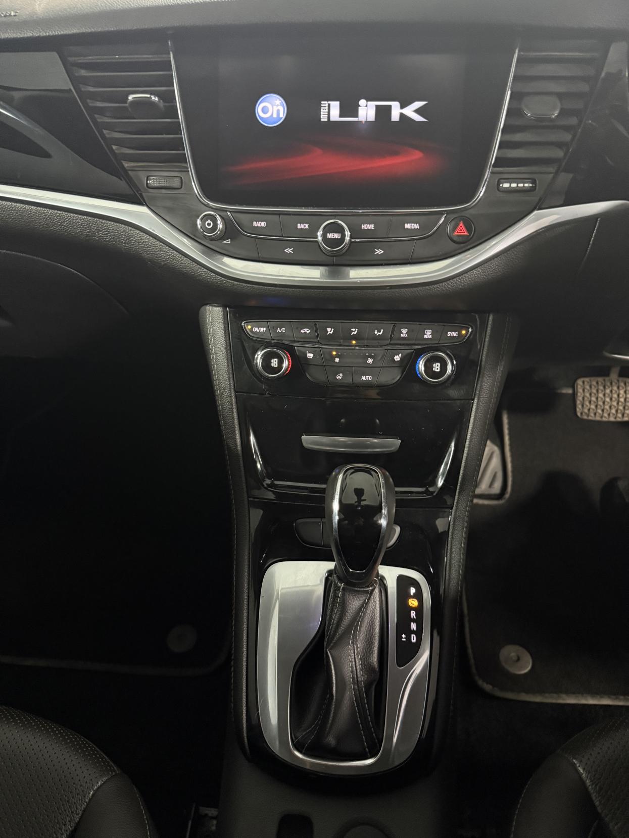 Vauxhall Astra 1.6 CDTi BlueInjection Elite Nav Hatchback 5dr Diesel Auto Euro 6 (136 ps)